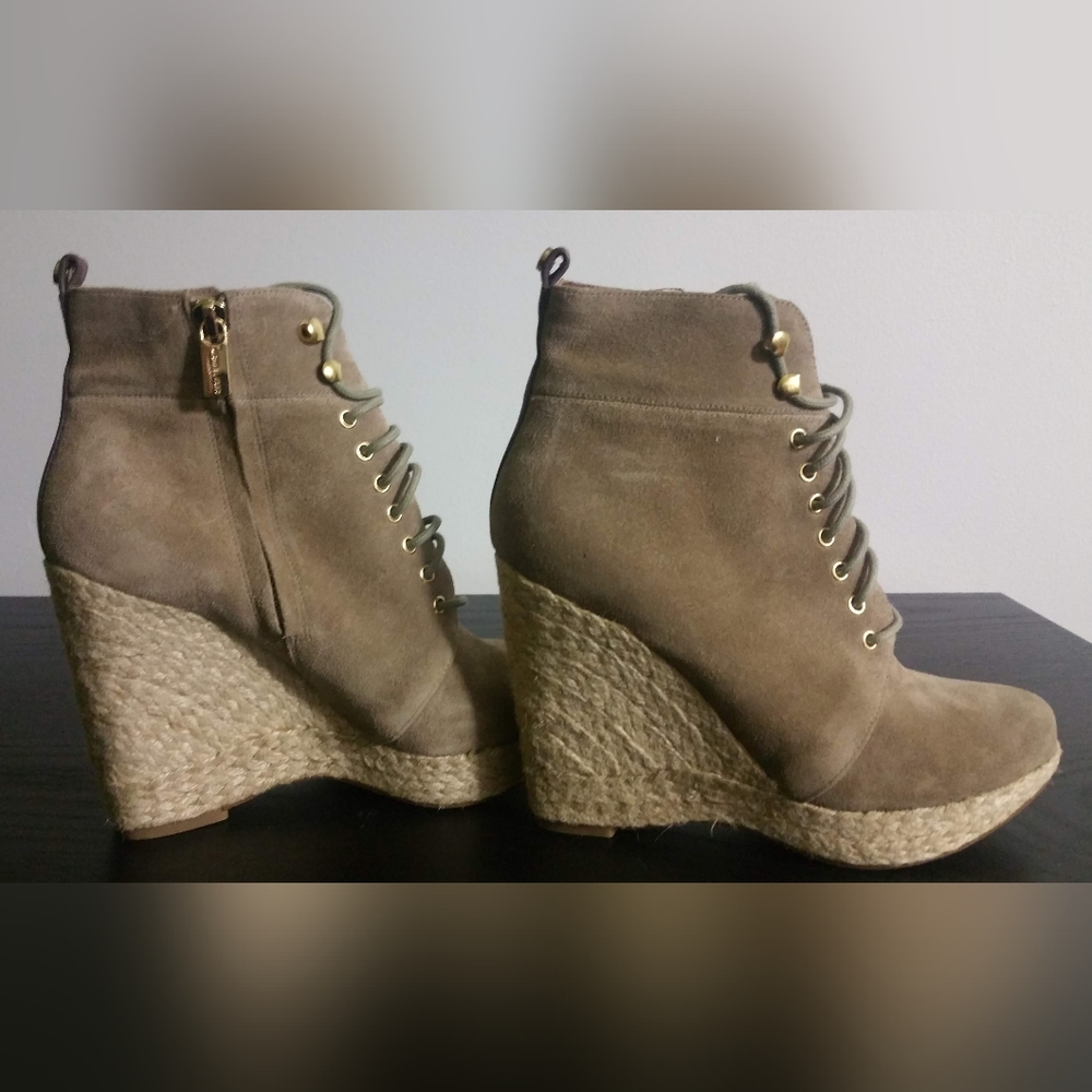 Michael Kors Boots size 7.5 - Brand New